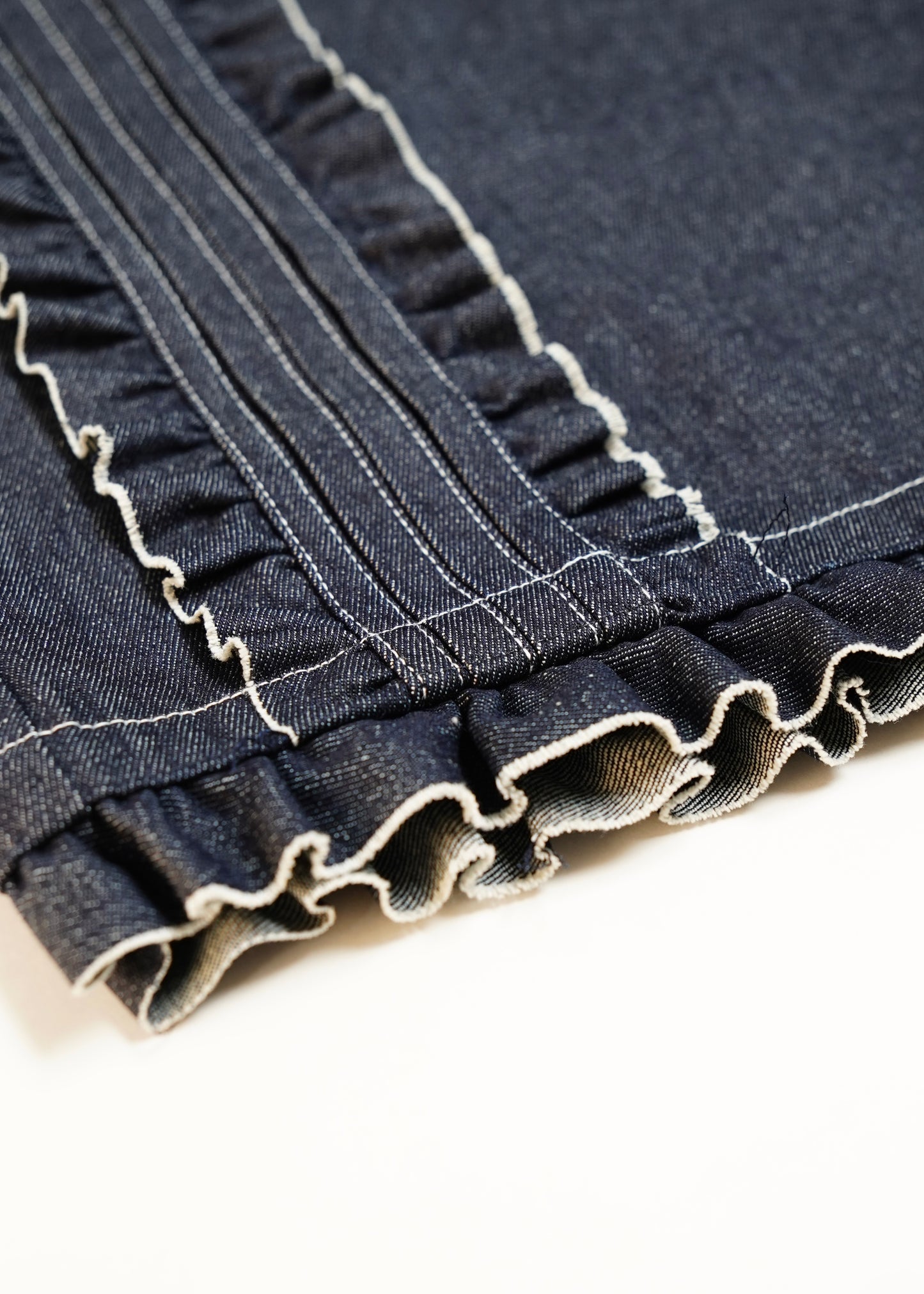 Lily’s petal denim pants
