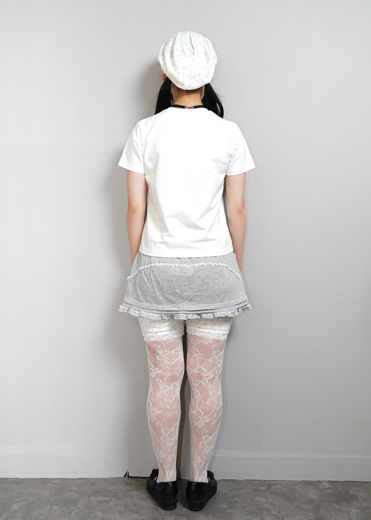 flower button lace beanie