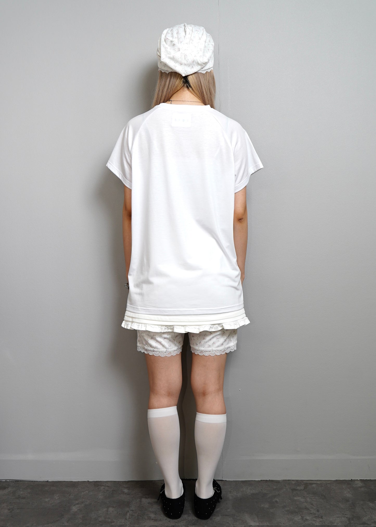 【HUHUEE】gallery girl Tee-boxy