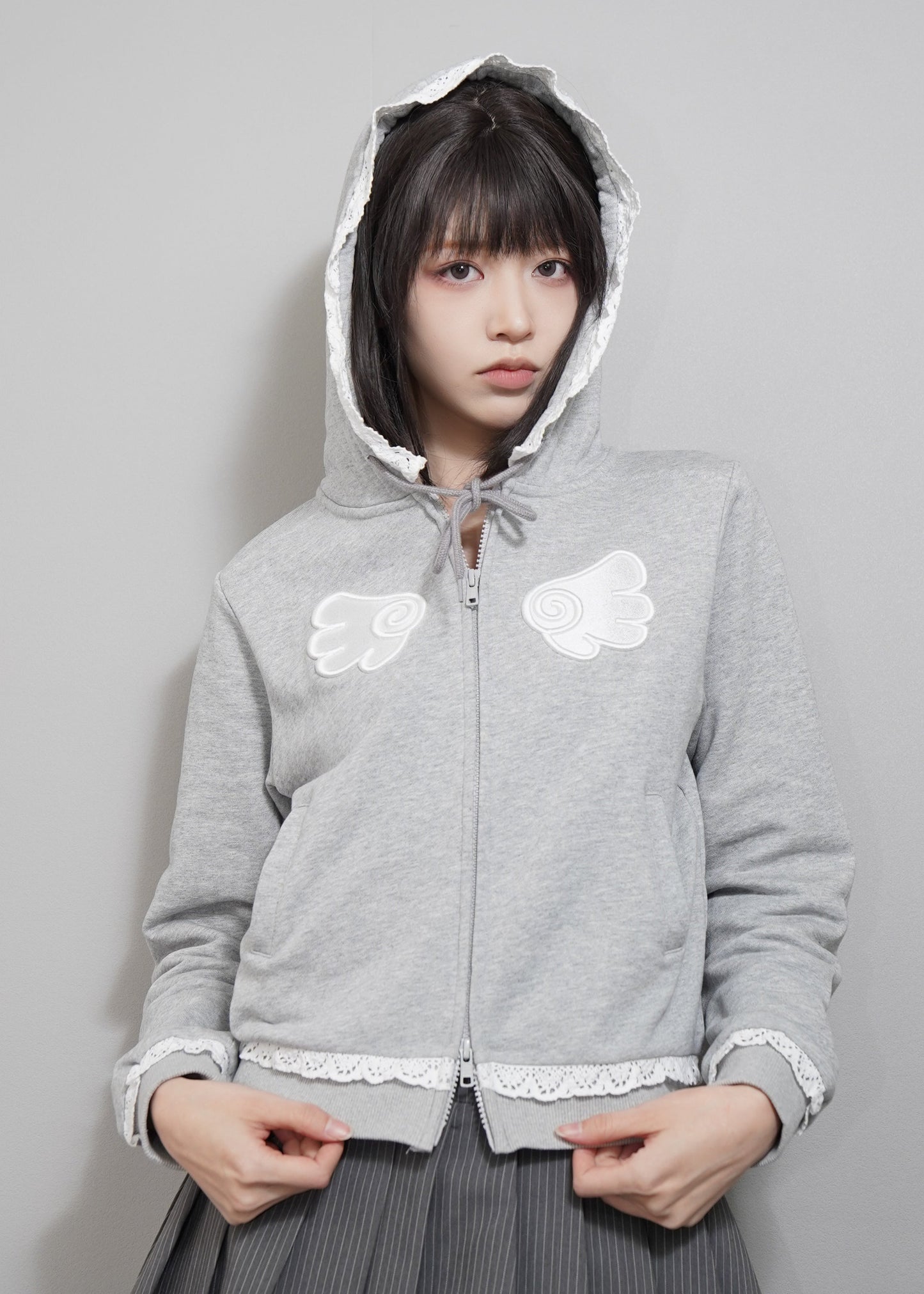 【予約販売】wings lace zip hoodie-GRAY