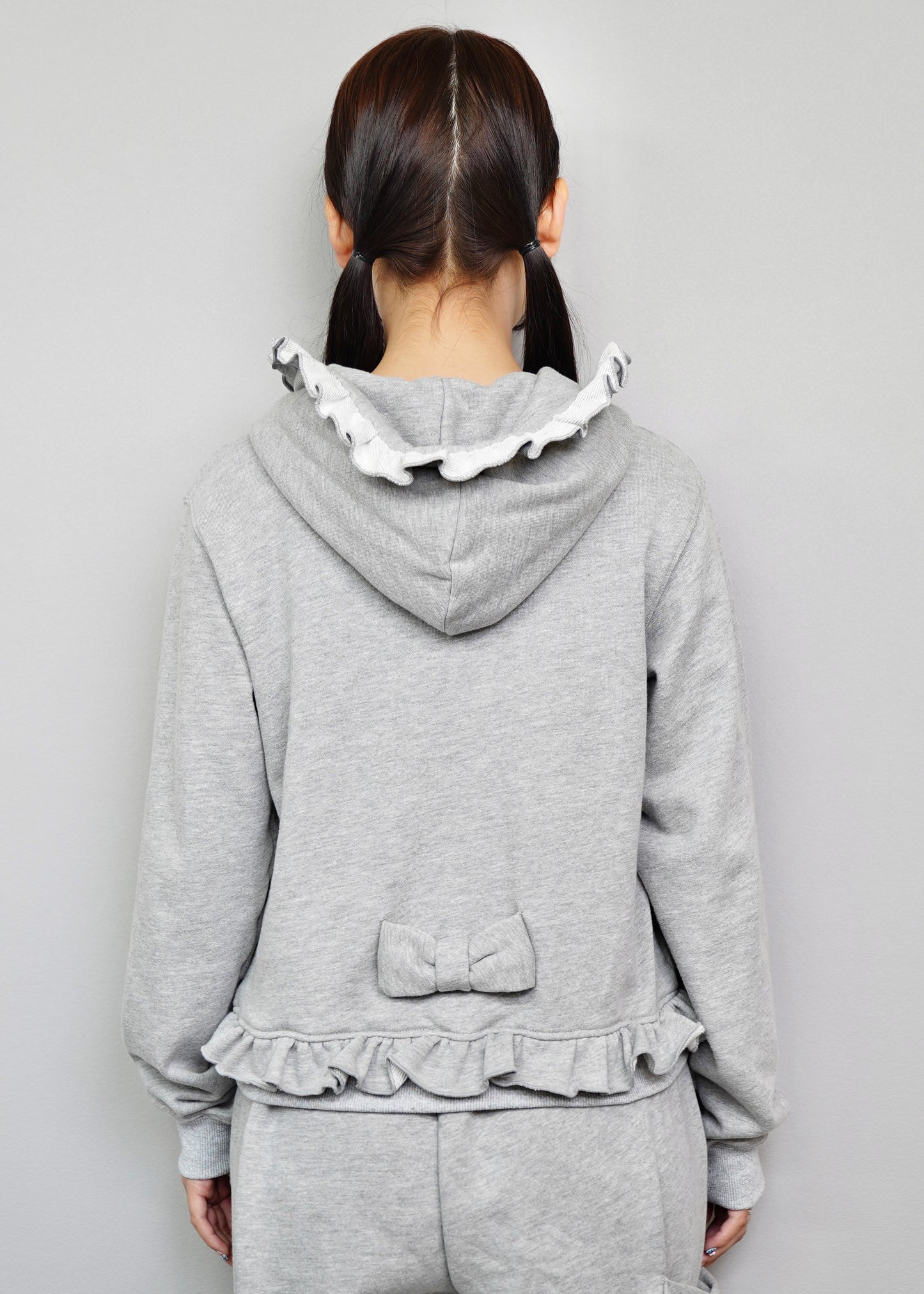 ribbonful zip hoodie