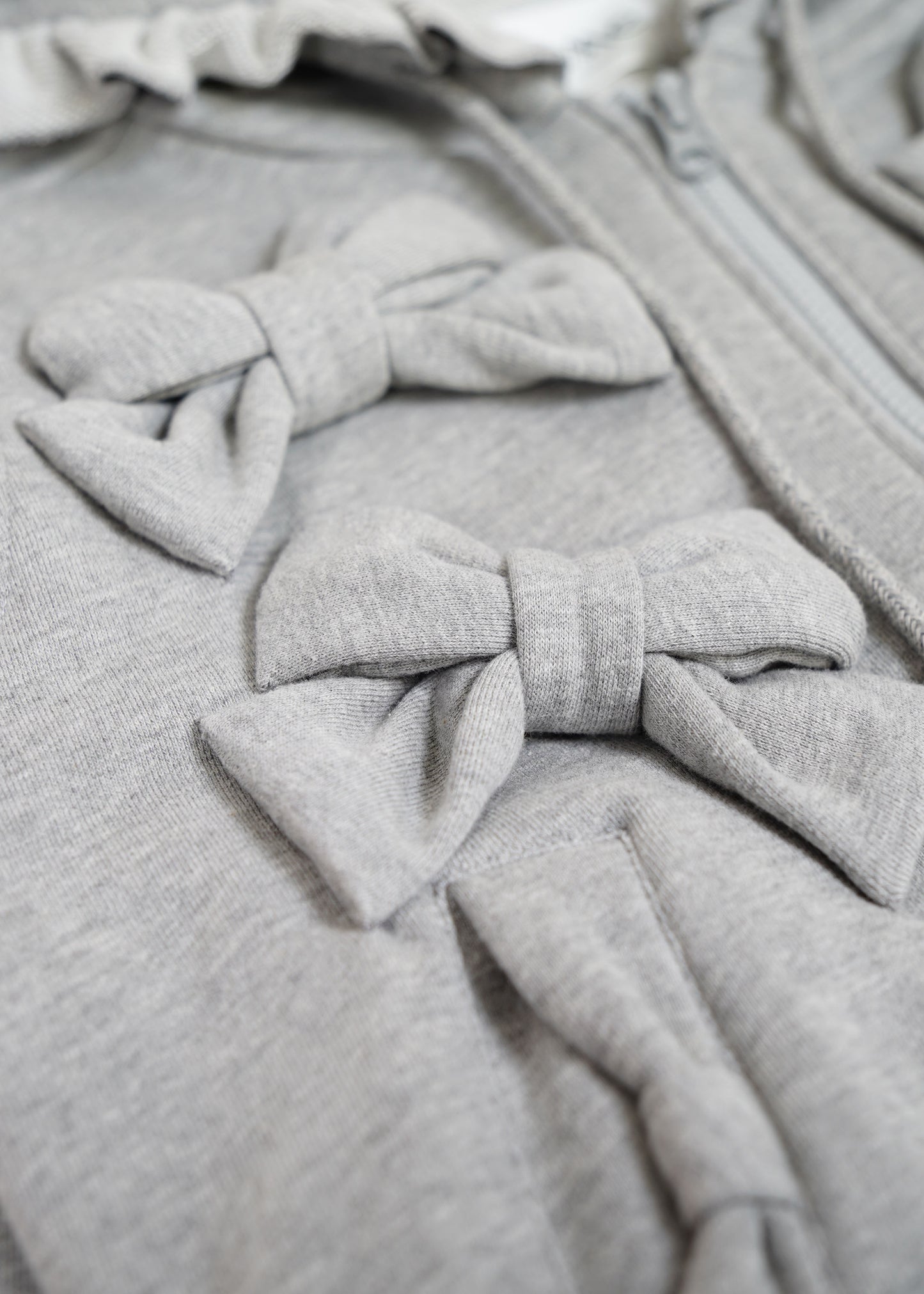 ribbonful zip hoodie