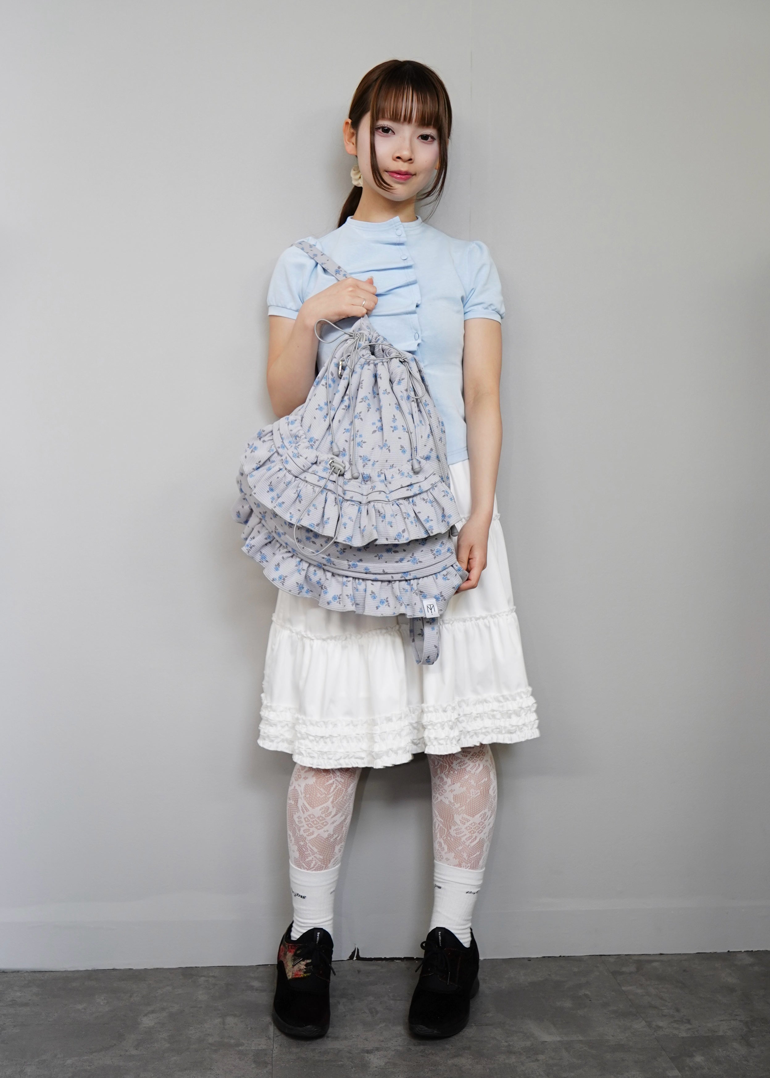Tie Me フリルナップサック　ホワイトフラワー flower waffle frill knapsack – Tie.Me