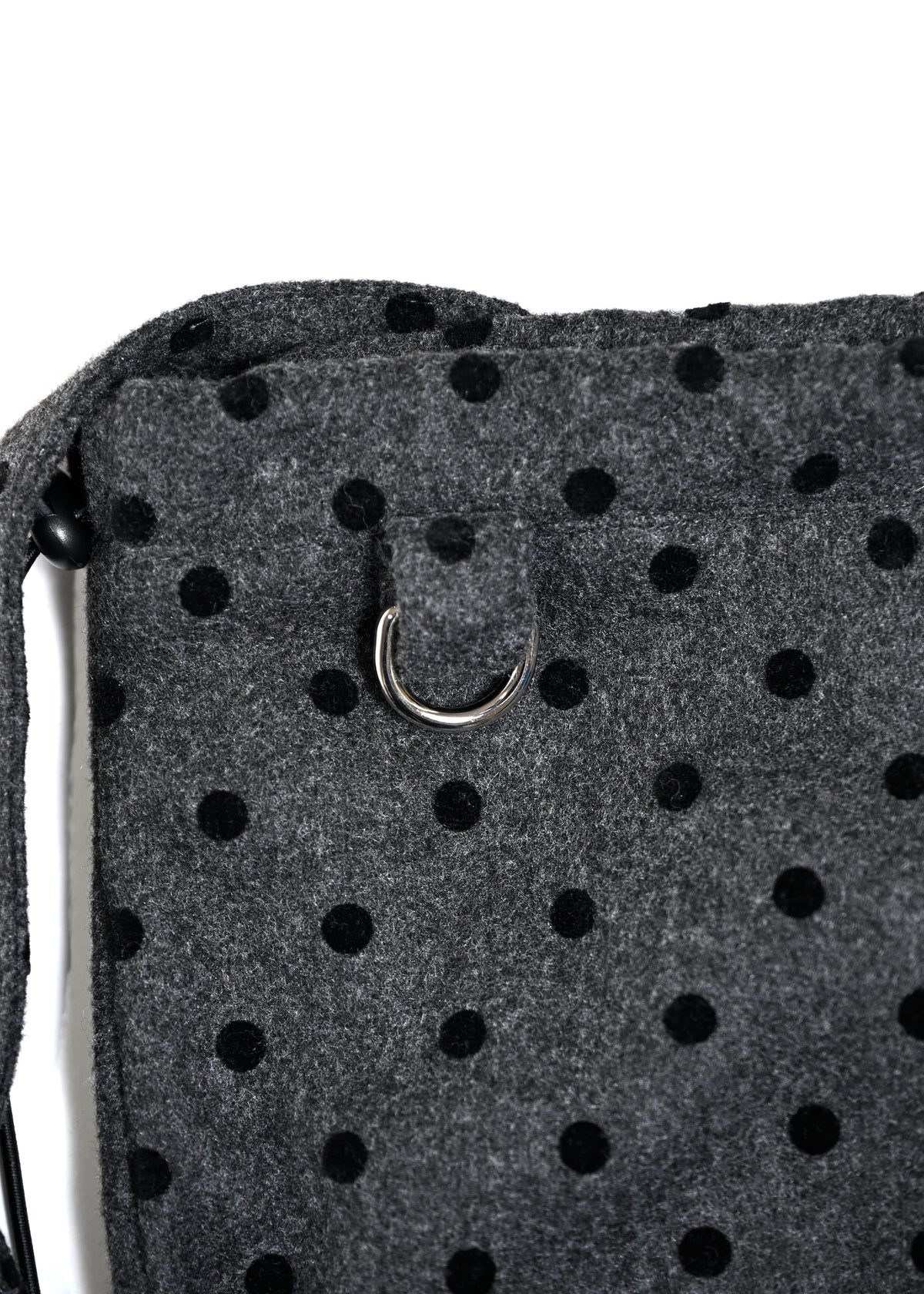 velvet dot woolly frill knapsack