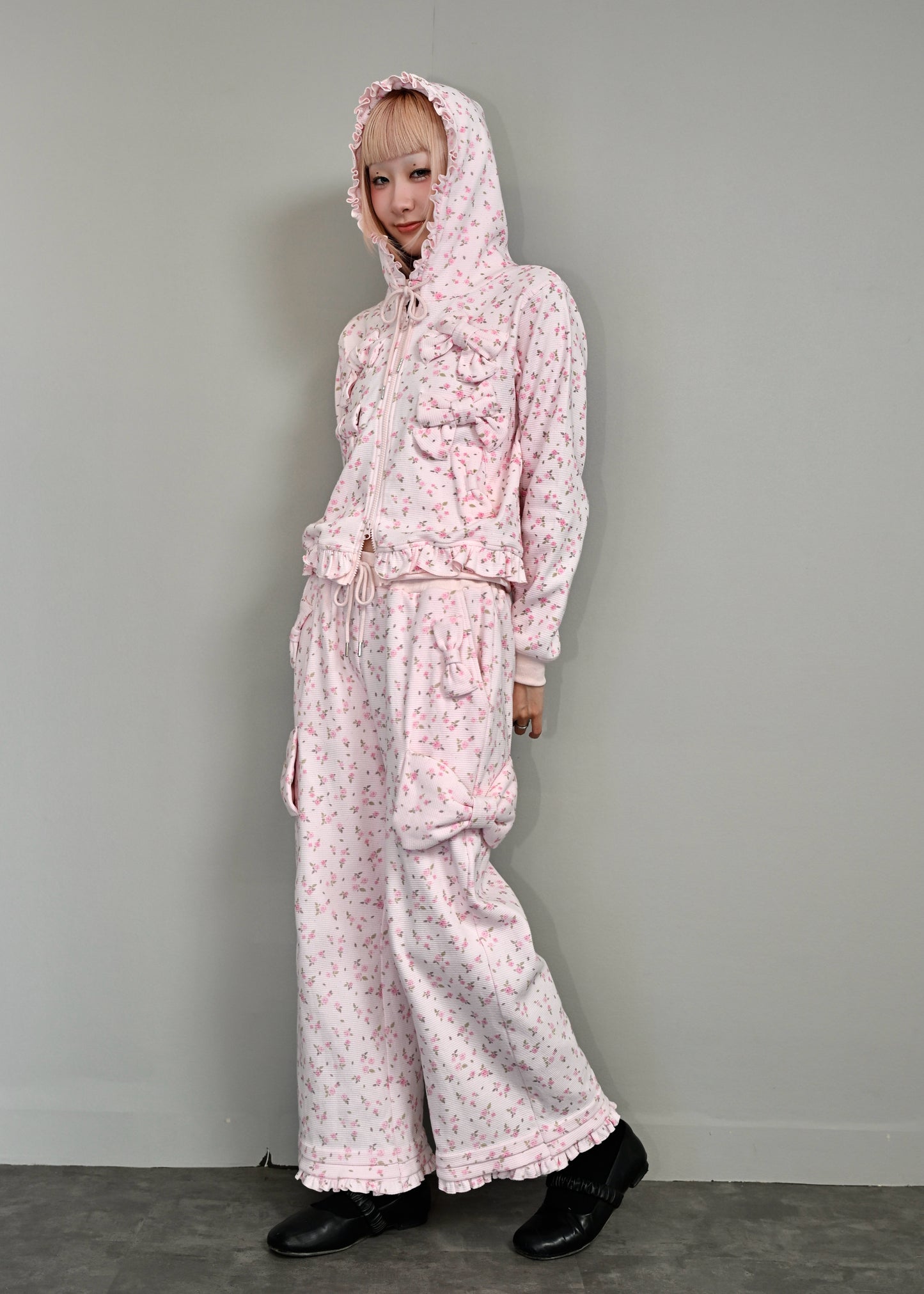 flower waffle ribbonful zip hoodie
