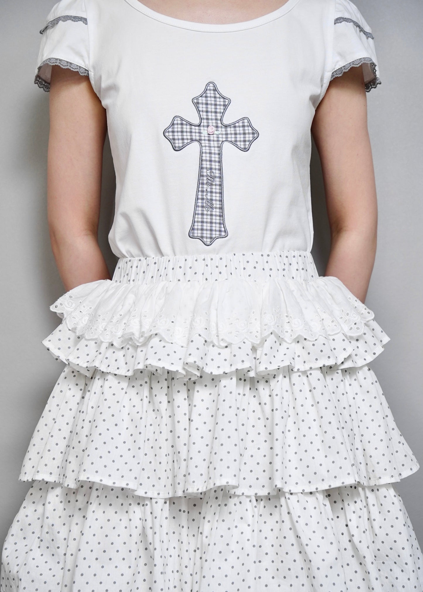 cross rose tee