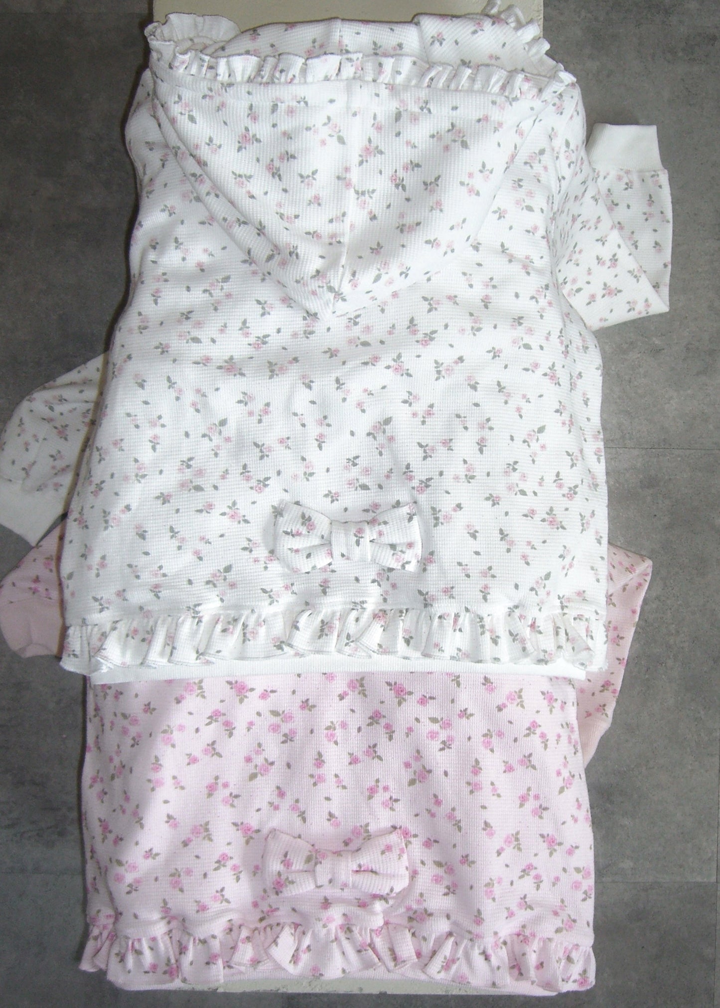 flower waffle ribbonful zip hoodie