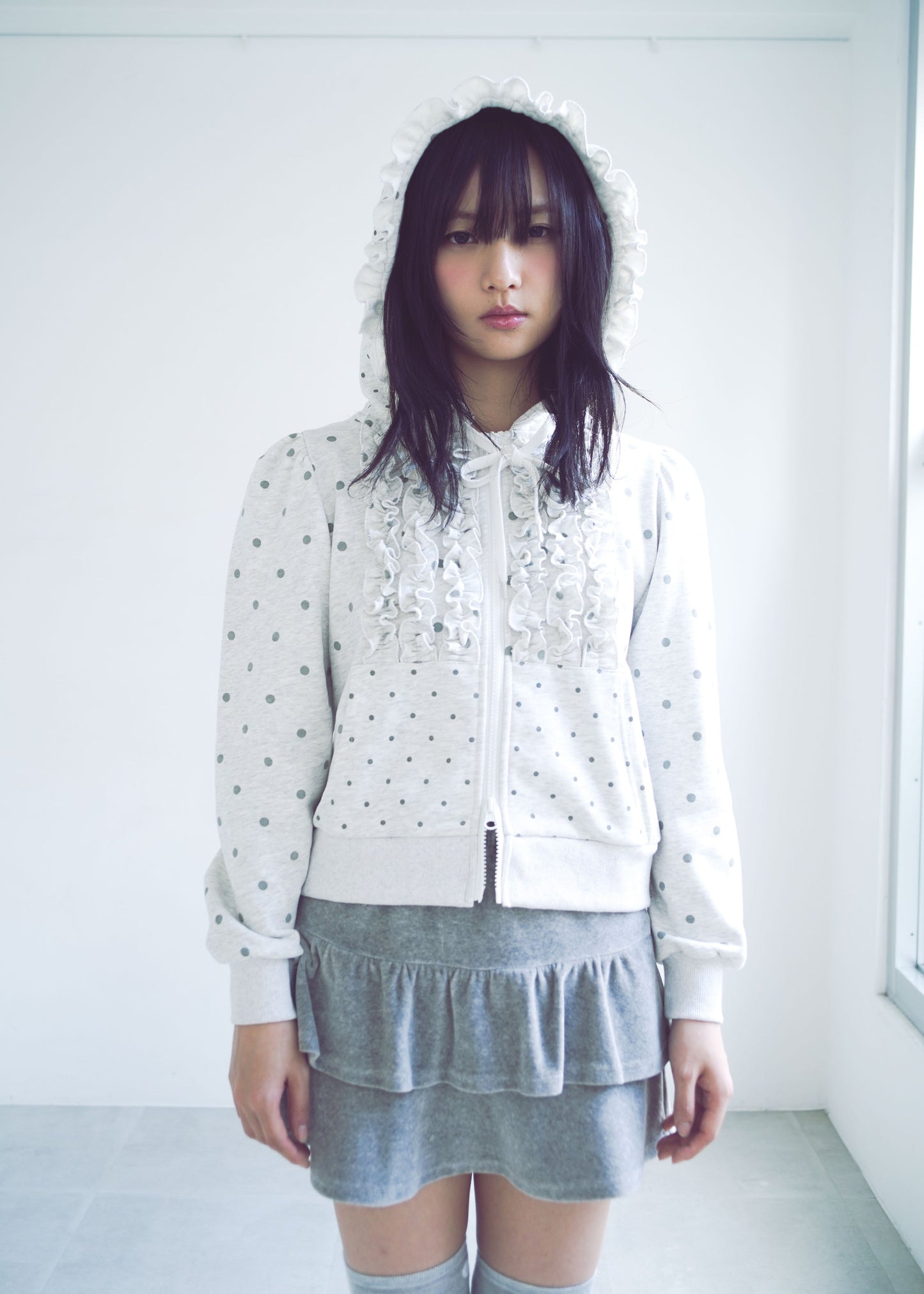 dot frill cotton zip hoodie