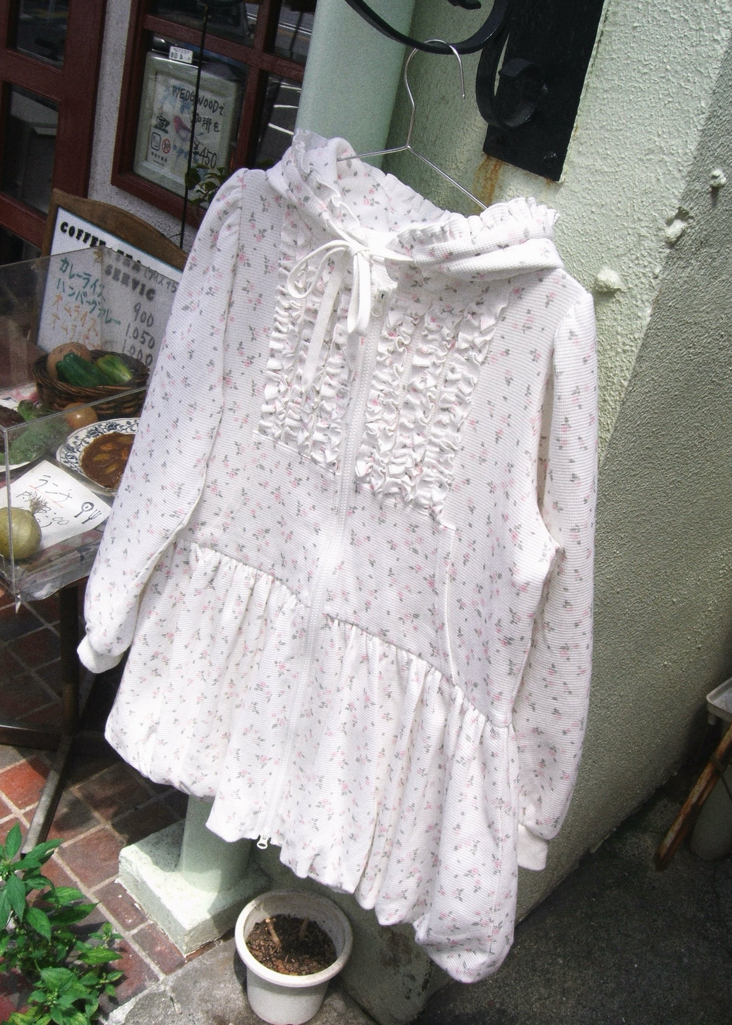flower waffle balloon zip dress