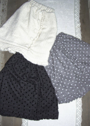 button frill tweed skirt