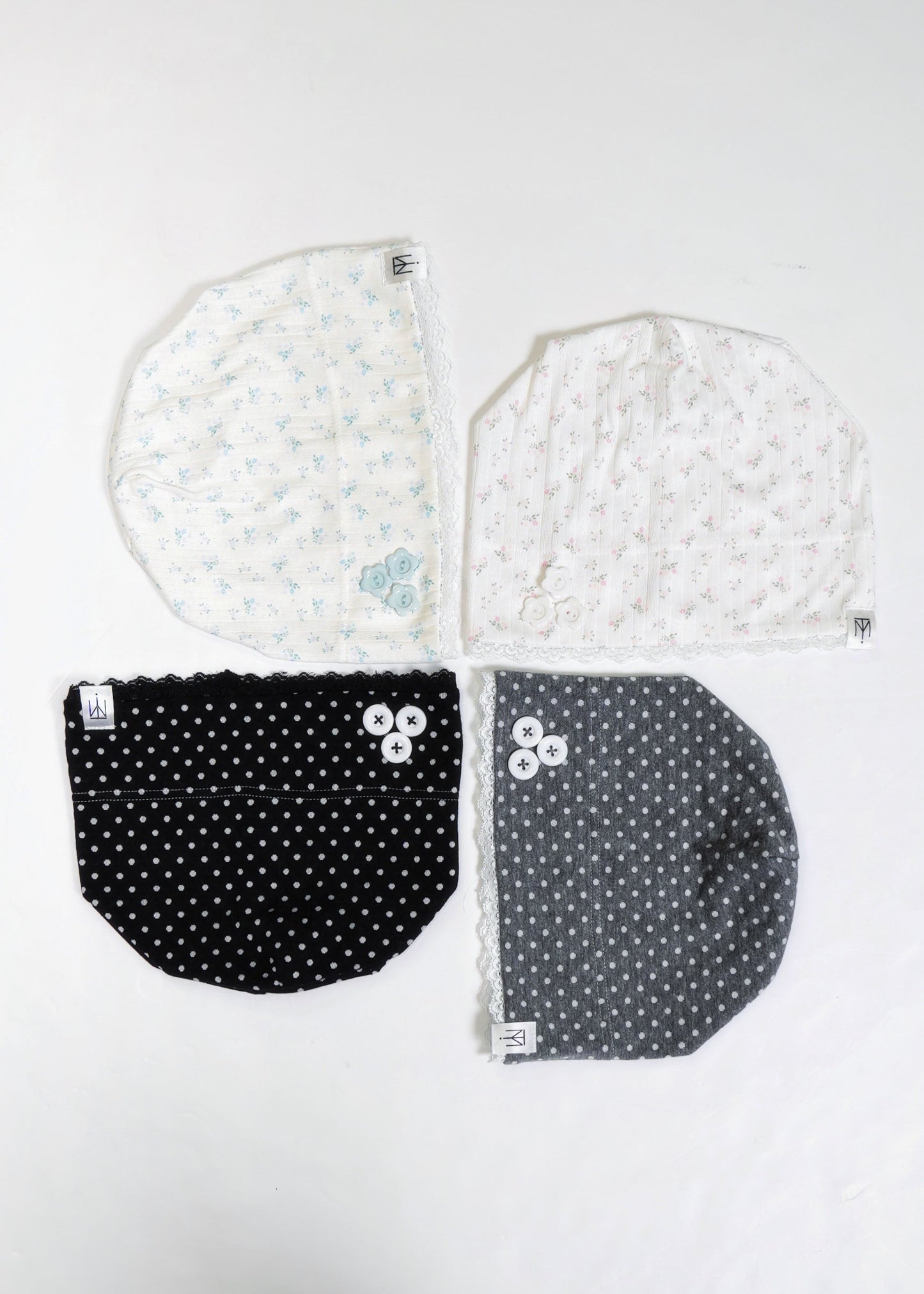 flower button lace beanie