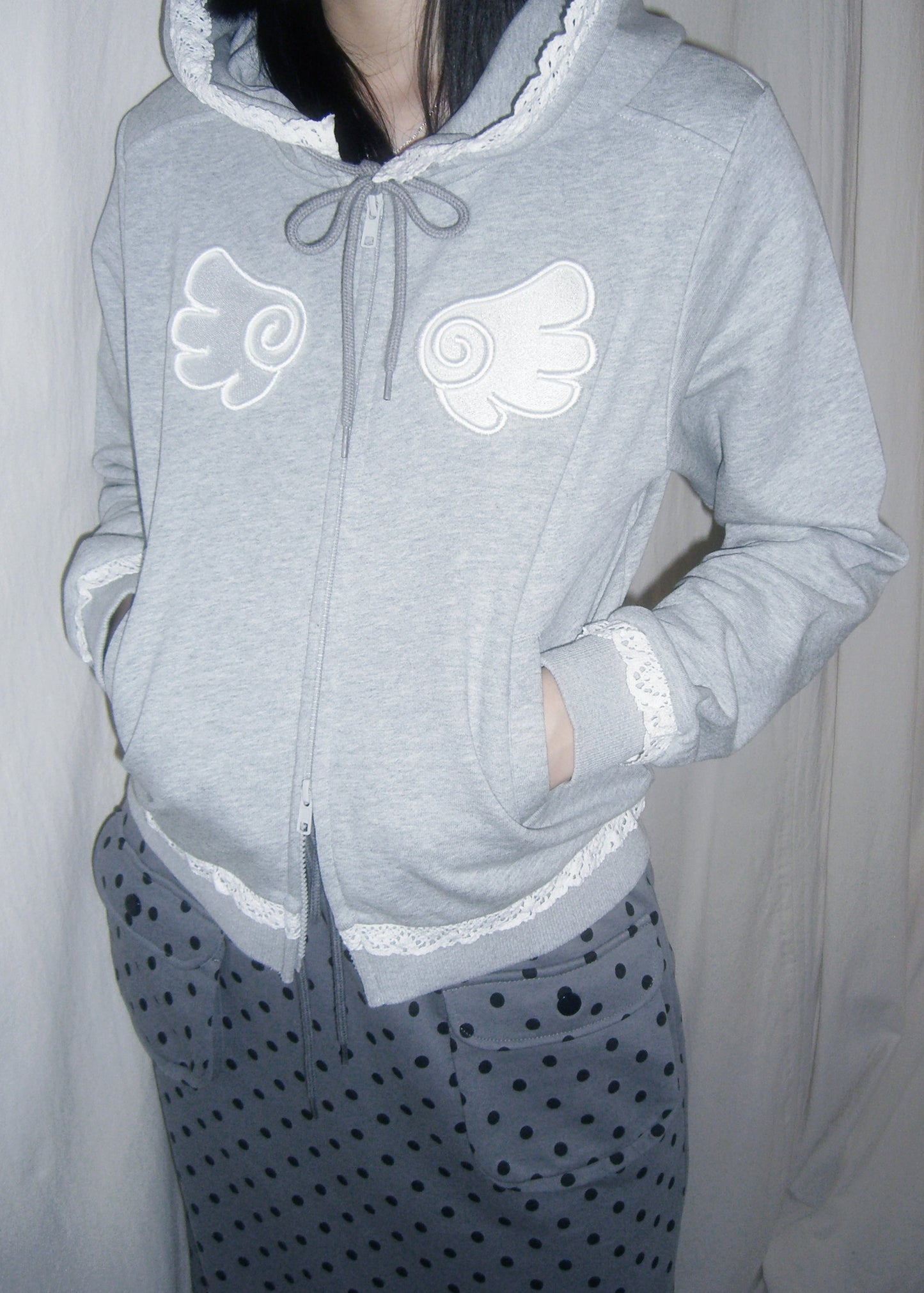 【予約販売】wings lace zip hoodie-GRAY