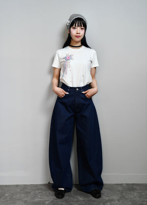 ribbon rosetta button tee