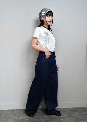 ribbon rosetta button tee