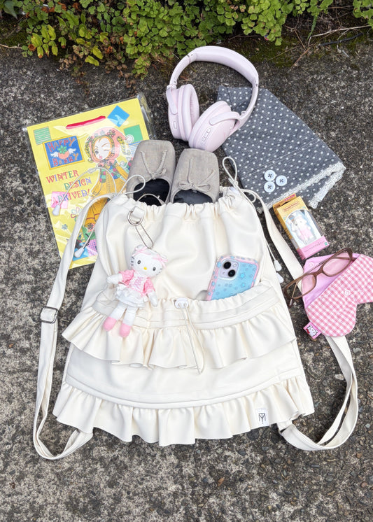 【再入荷】soft vegan leather frill knapsack