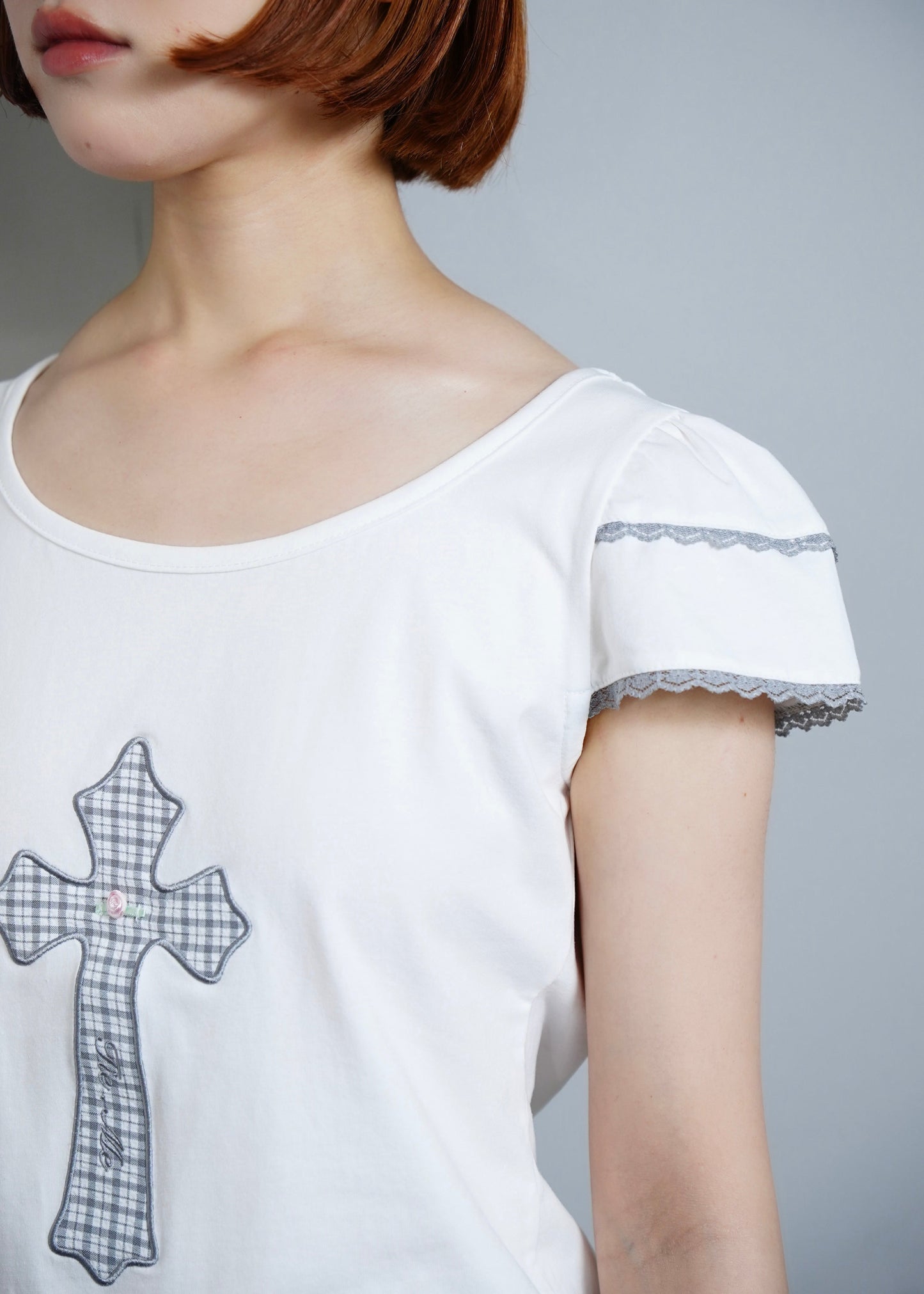 cross rose tee