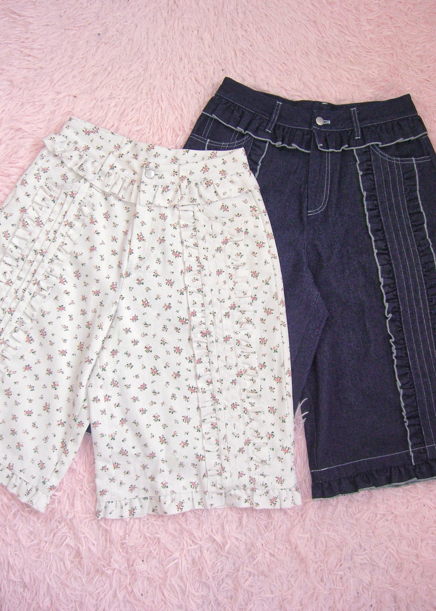 Lily’s petal denim pants
