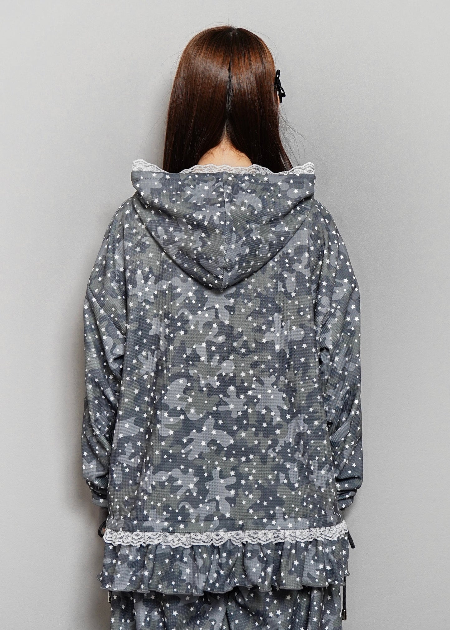 milky star camo hoodie