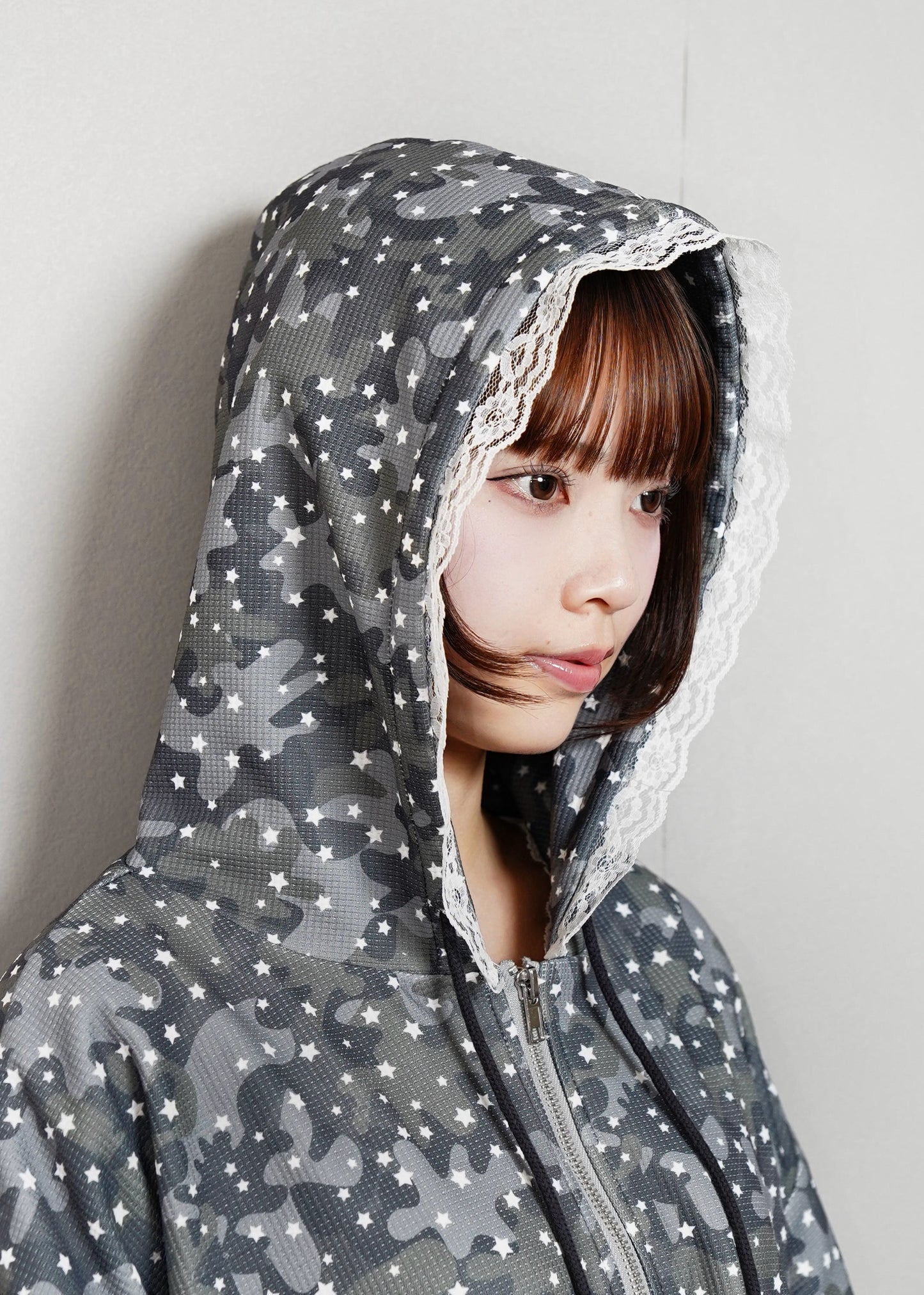 milky star camo hoodie