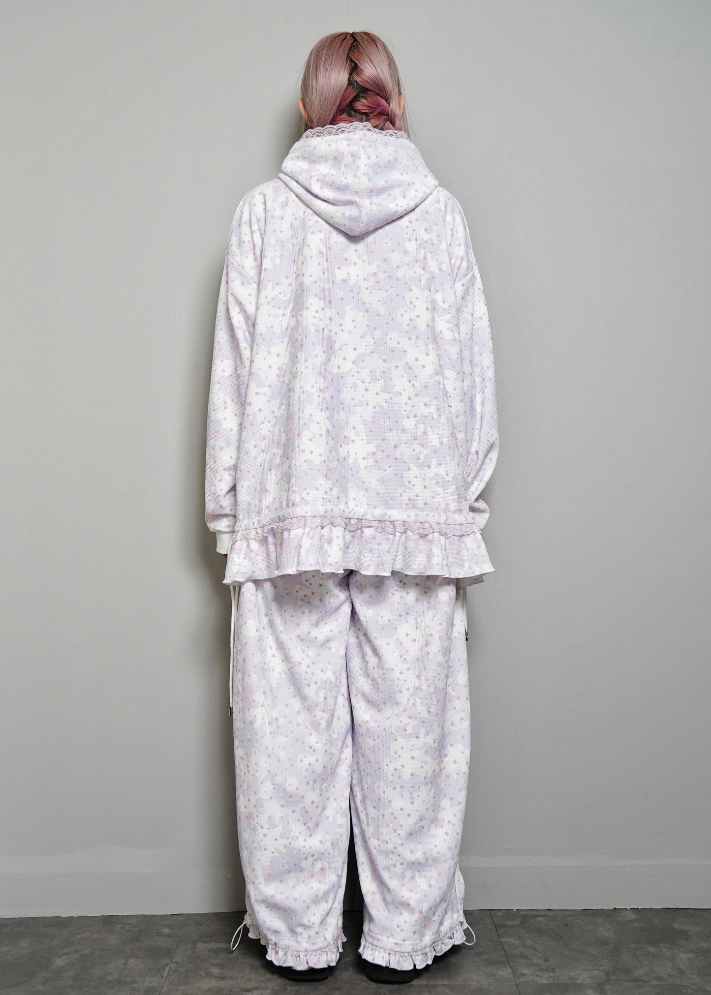 milky star camo hoodie