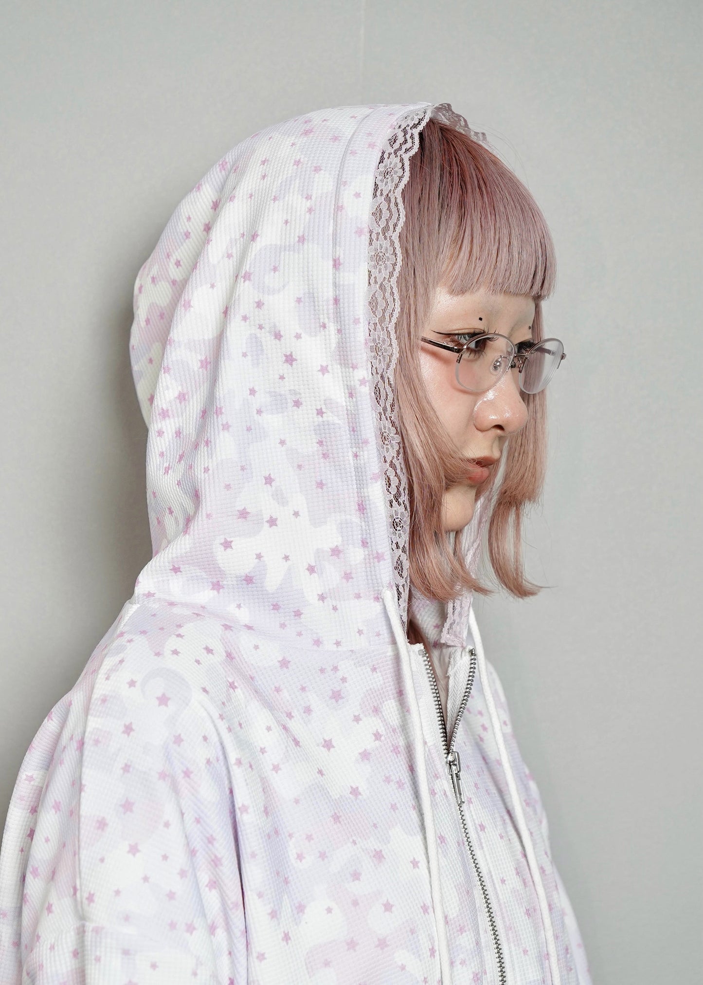 milky star camo hoodie