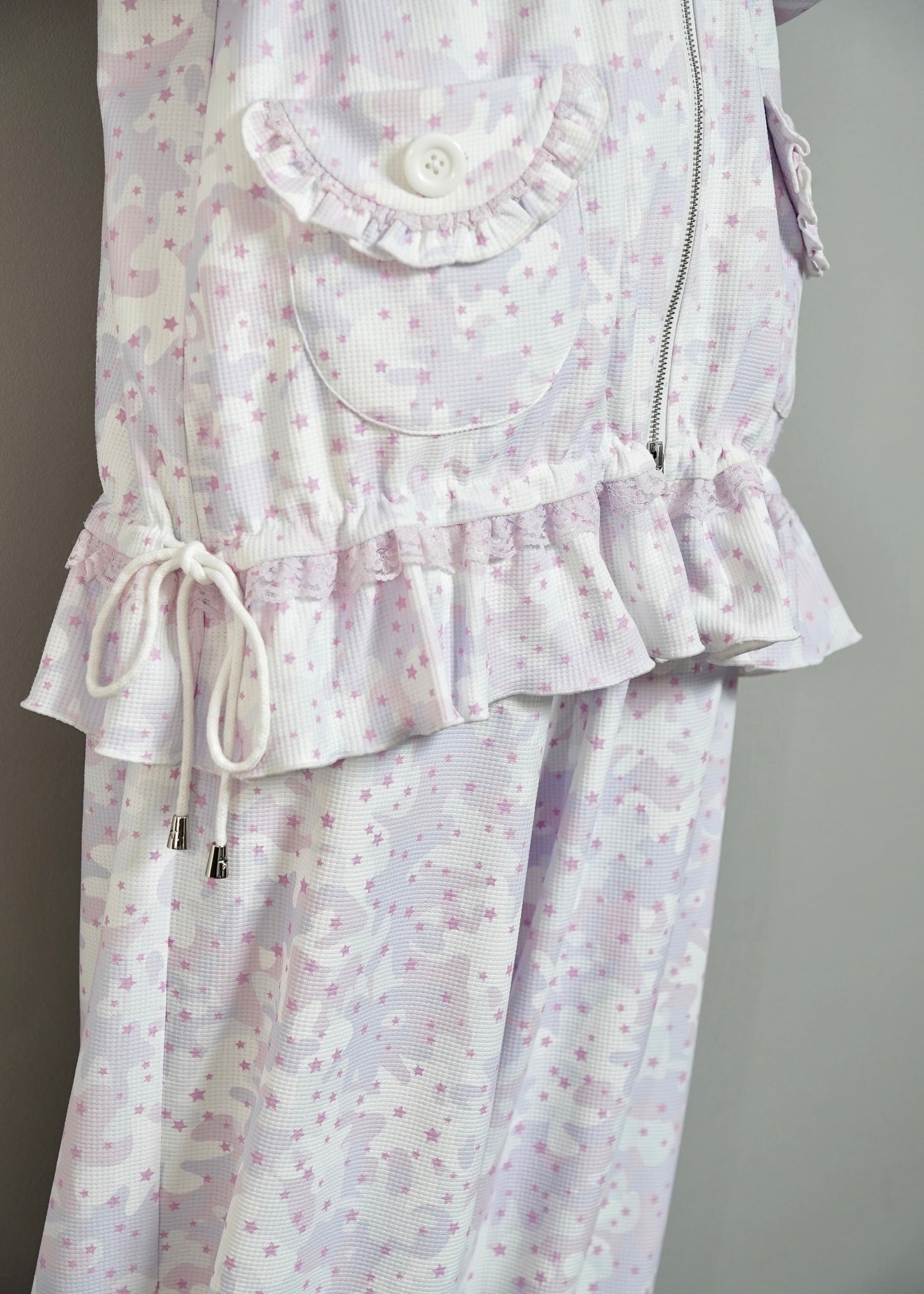 milky star camo hoodie