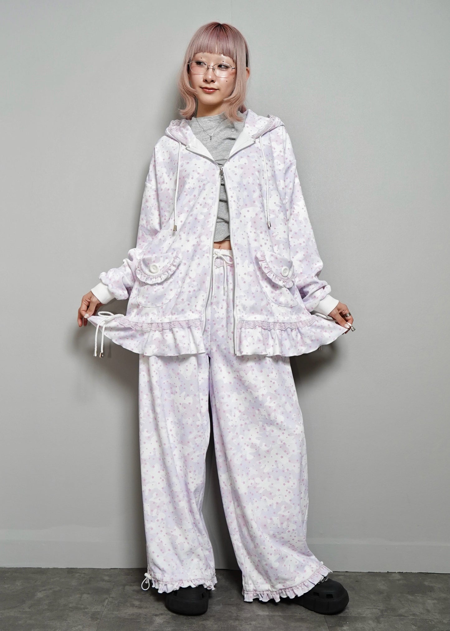 milky star camo hoodie