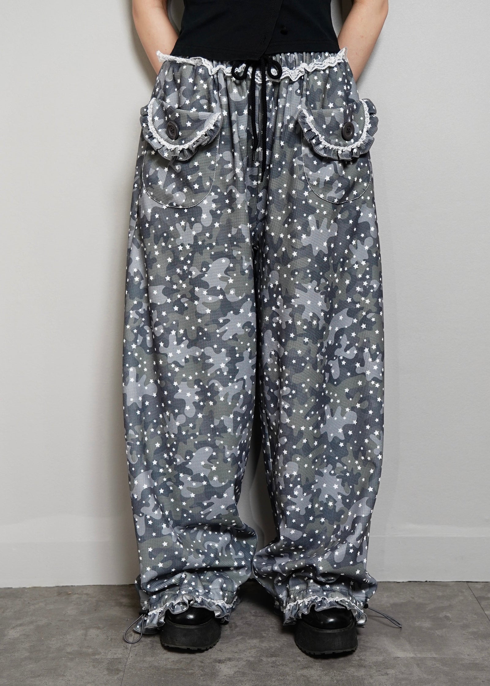 milky star camo pants