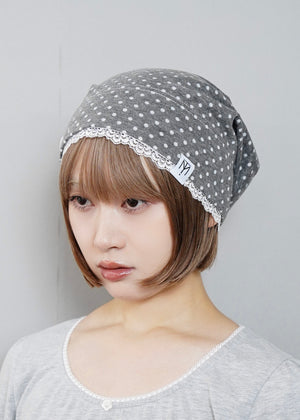 dot button beanie