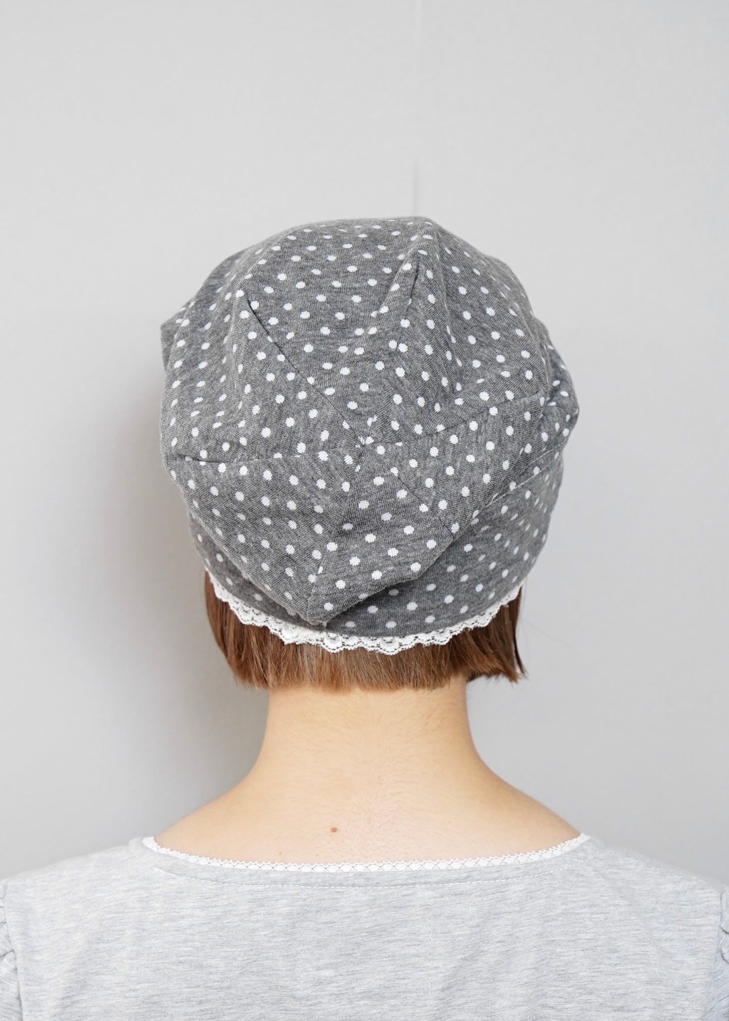 dot button beanie
