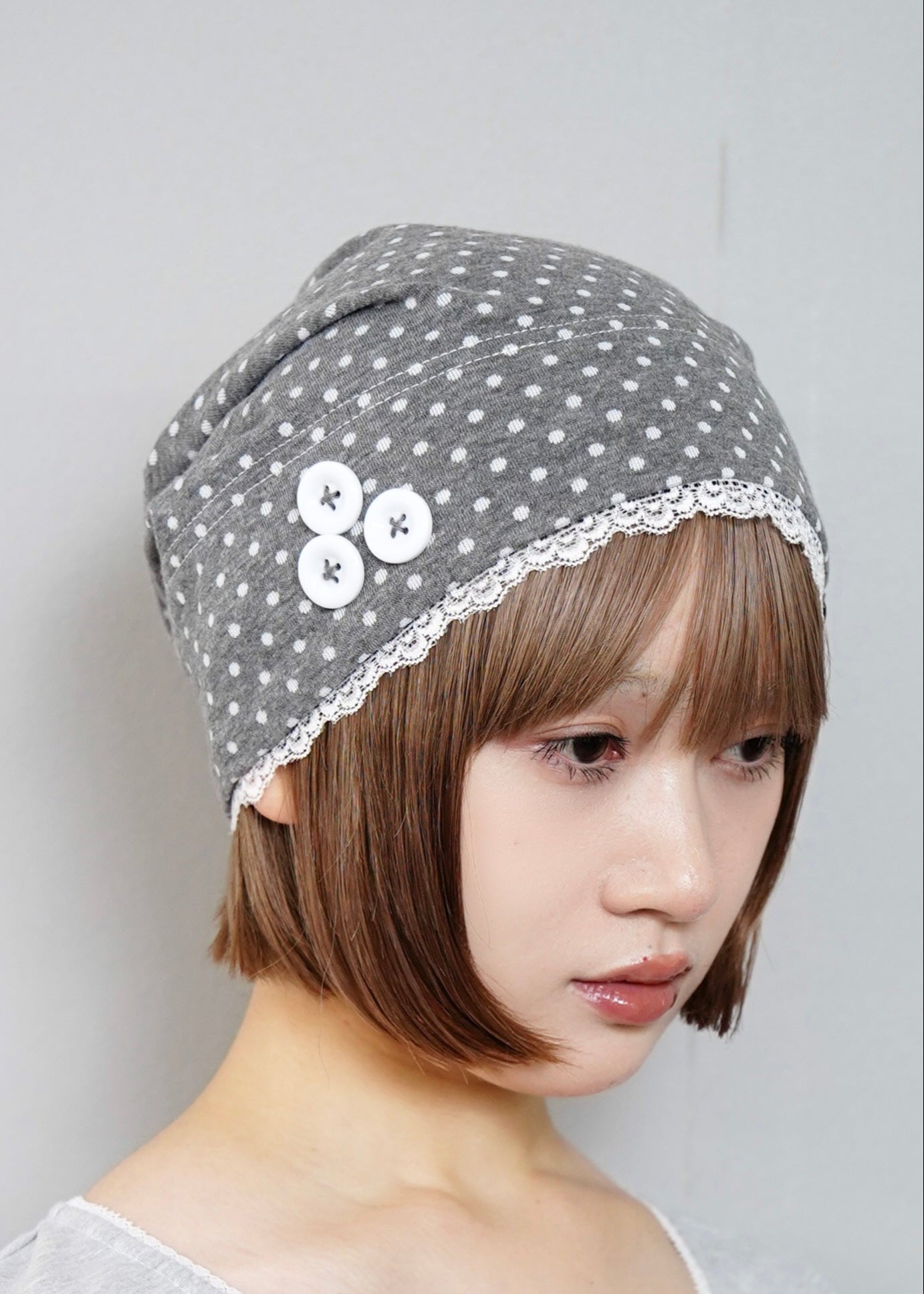 dot button beanie
