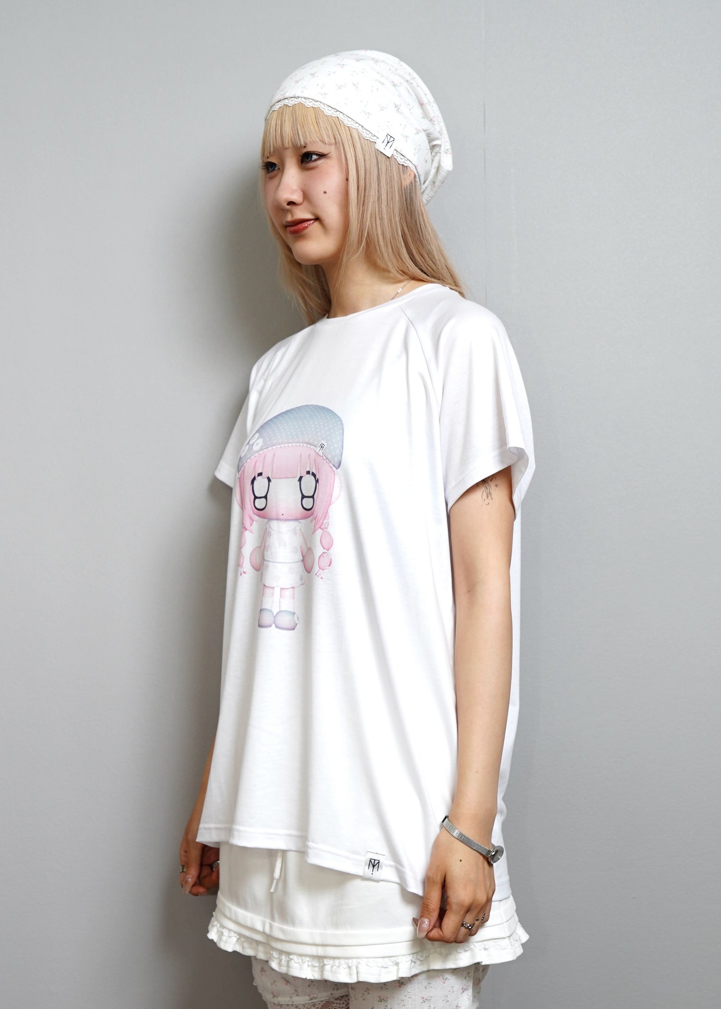 【HUHUEE】gallery girl Tee-boxy