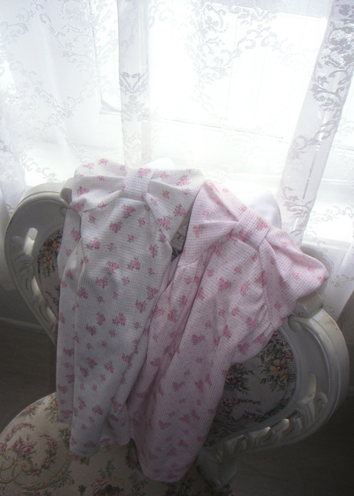 【8月初旬発送】flower waffle ribbon tunic