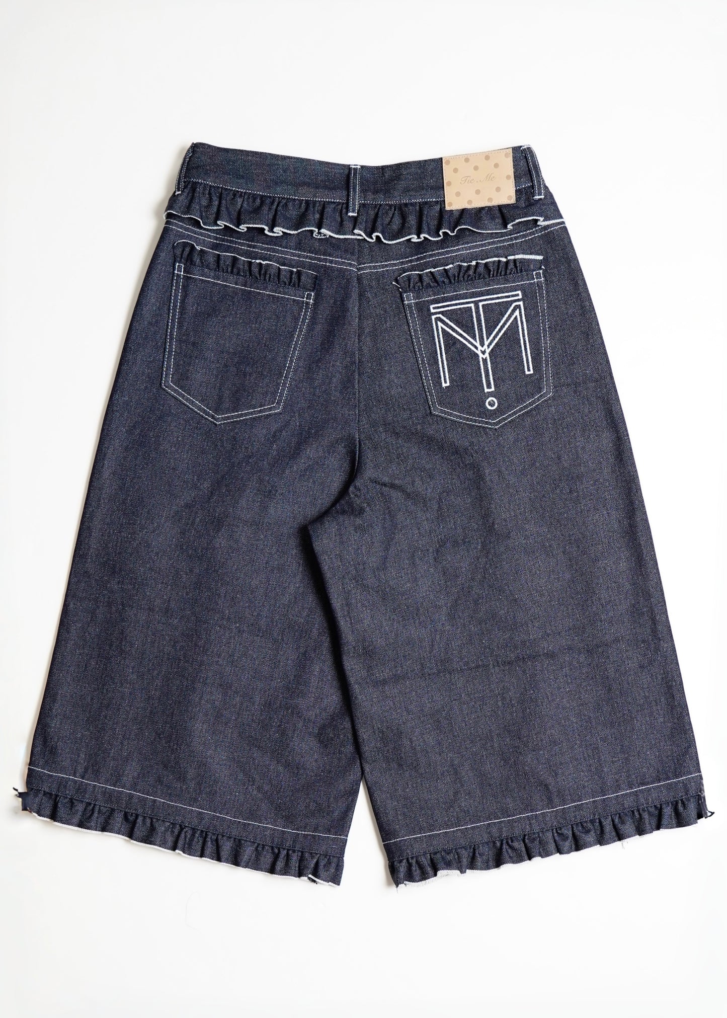 Lily’s petal denim pants