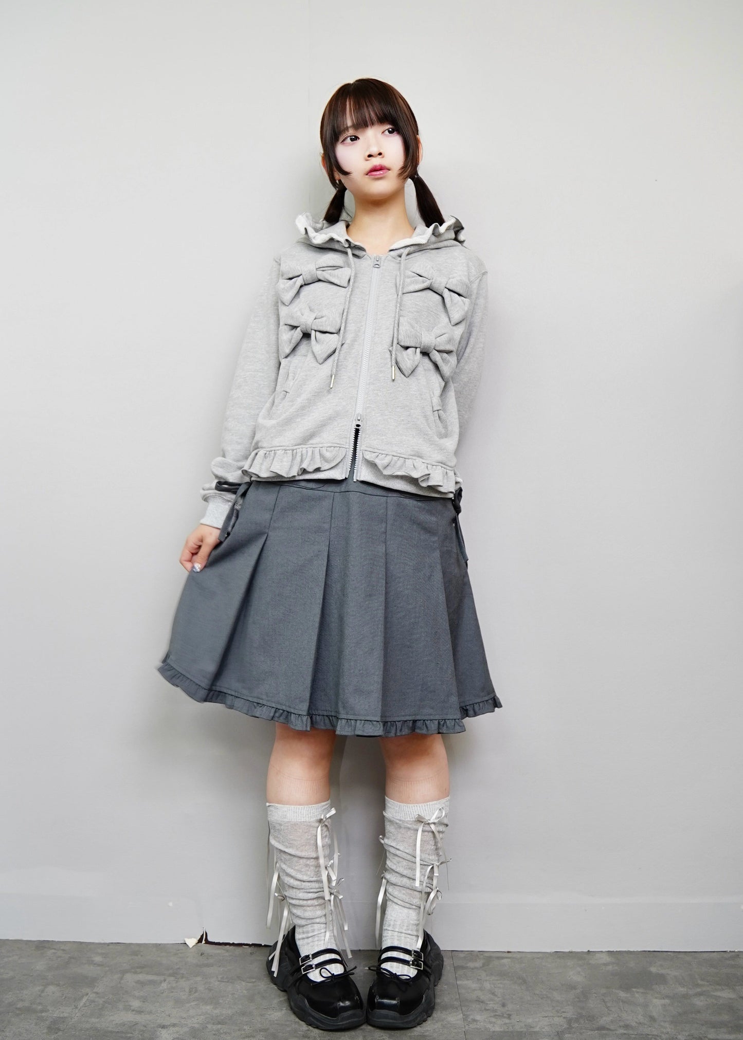 ribbonful zip hoodie