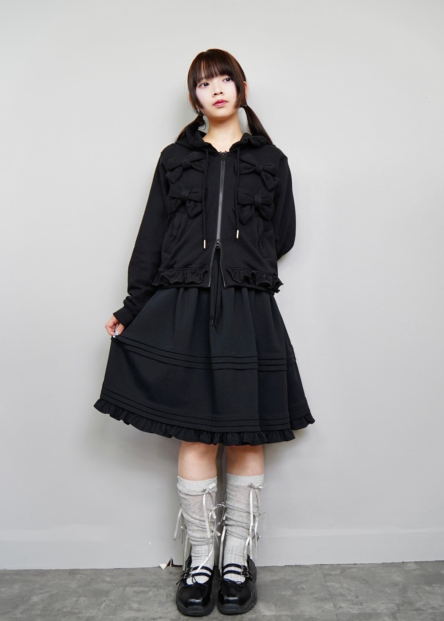 ribbonful zip hoodie