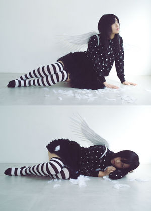 wings dot knit cardigan