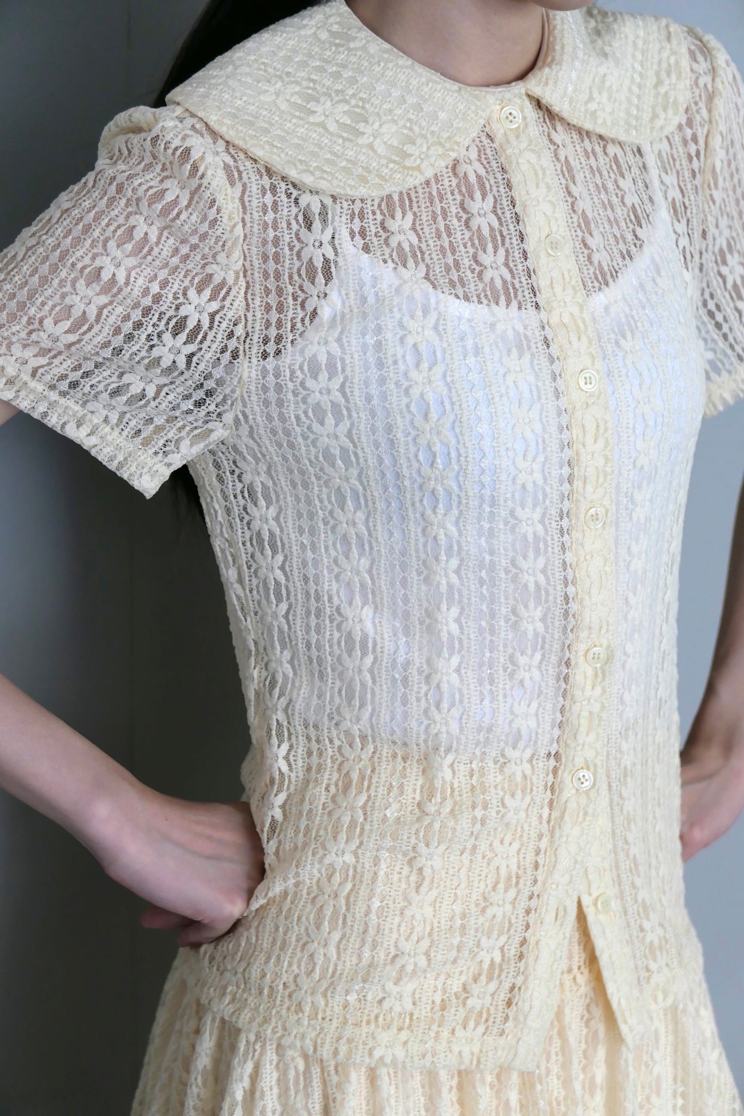 「want to be with lace」blouse-BEIGE