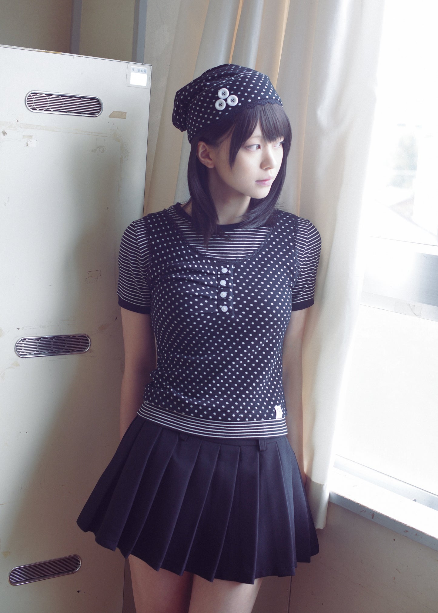 dot button beanie