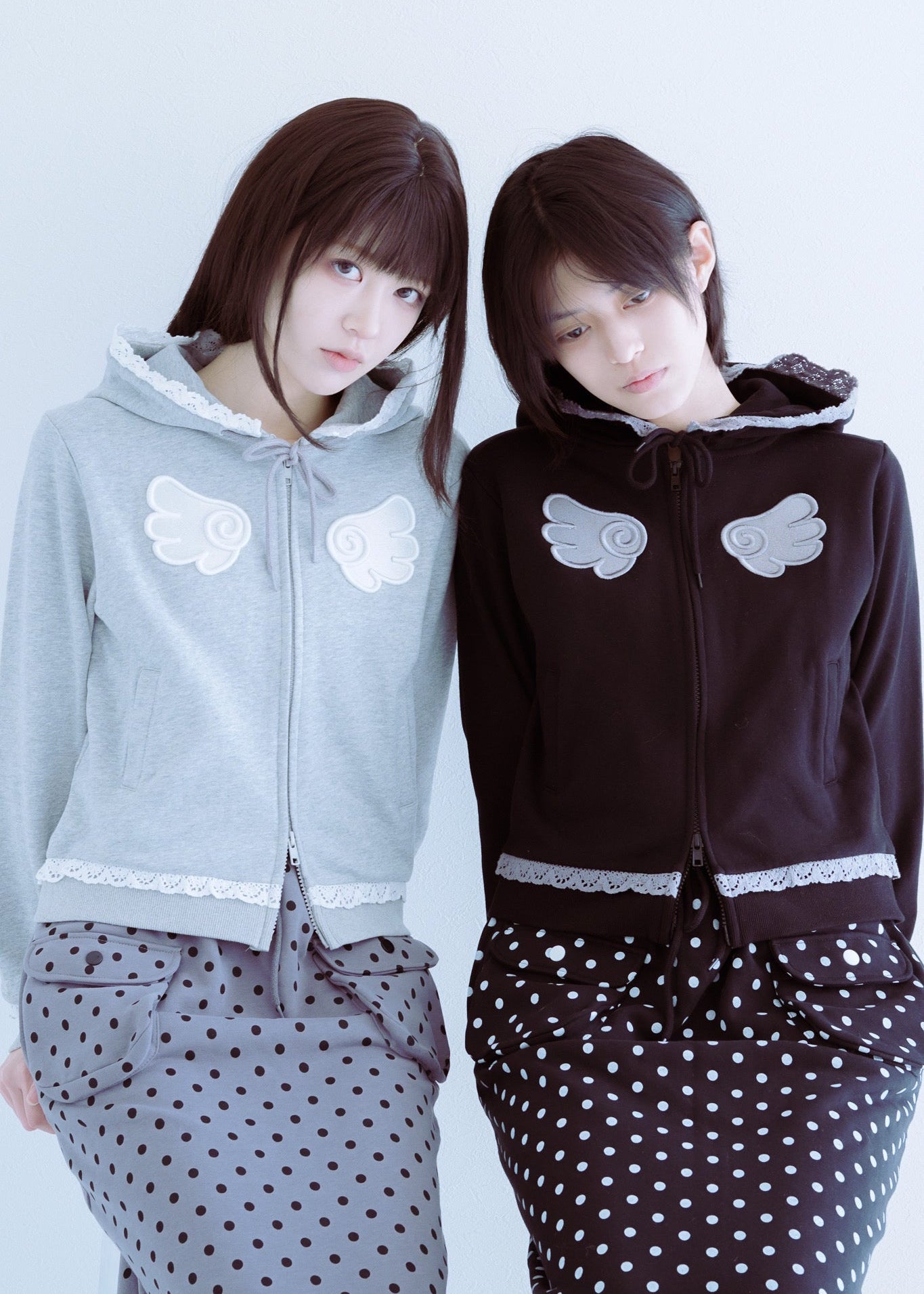 【予約販売】wings lace zip hoodie-GRAY